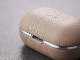 Sluchátka Bang & Olufsen E8 2.0 - Natural 
