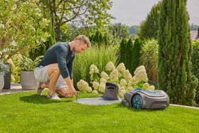 Robotická sekačka Gardena Smart SILENO Free 800 m² 
