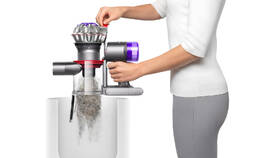 Tyčový vysavač Dyson V8 Absolute 2023 
