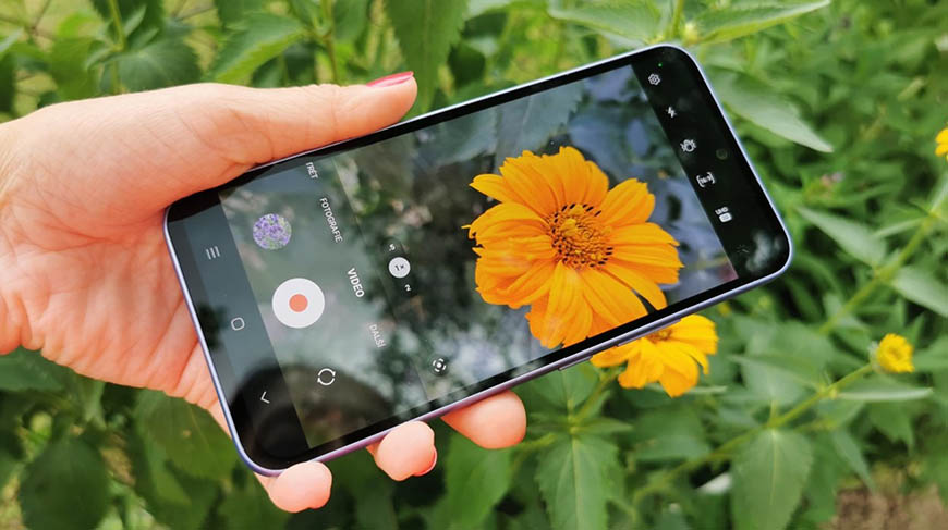 Recenze: Samsung Galaxy A54 krásně vypadá a ještě lépe fotí Samsung Galaxy A54