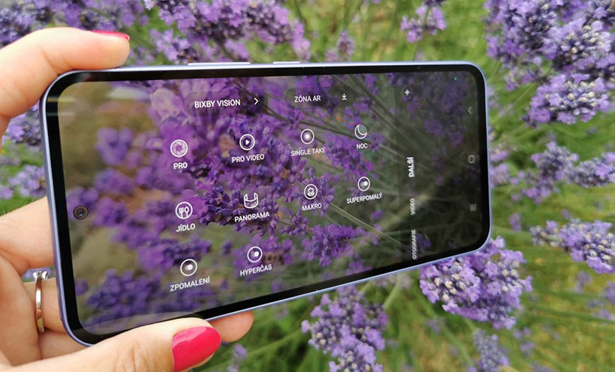 Recenze: Samsung Galaxy A54 krásně vypadá a ještě lépe fotí Samsung Galaxy A54