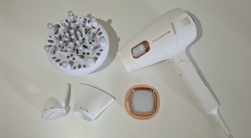 Recenze fénu Rowenta Ultimate Experience Scalp Care: Masáží ke zdravějším vlasům