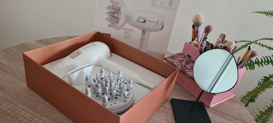 Recenze fénu Rowenta Ultimate Experience Scalp Care: Masáží ke zdravějším vlasům