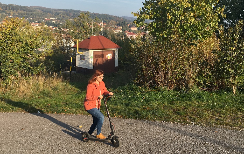 Recenze elektrické koloběžky Xiaomi Mi Electric Scooter 2: Vzhůru do ulic! Recenze elektrické koloběžky Xiaomi Mi Electric Scooter 2: Vzhůru do ulic!