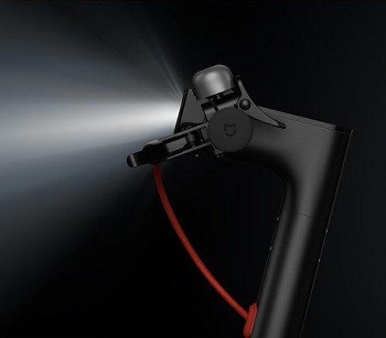 Recenze elektrické koloběžky Xiaomi Mi Electric Scooter 2: Vzhůru do ulic! Recenze elektrické koloběžky Xiaomi Mi Electric Scooter 2: Vzhůru do ulic!