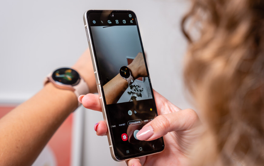 Je to venku! Samsung představil Galaxy Z Fold3, Z Flip3 i Watch4 Samsung Galaxy Z Flip3 5G