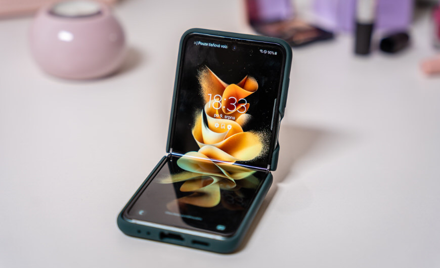 Je to venku! Samsung představil Galaxy Z Fold3, Z Flip3 i Watch4 Samsung Galaxy Z Flip3 5G