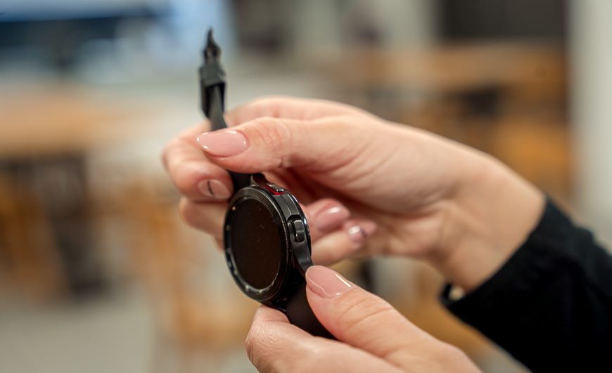 Recenze Samsung Galaxy Watch4 Classic: Špičkové hodinky s velkým očekáváním Samsung Galaxy Watch4 Classic