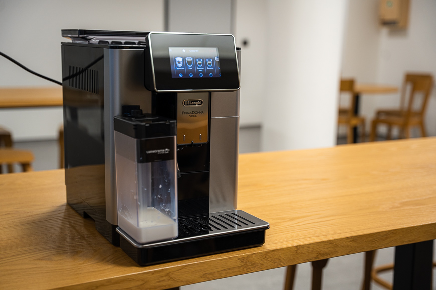 Recenze: Kávovar De'Longhi PrimaDonna Soul - dokonale připravená káva Kávovar_DeLonghi_PrimaDonna_Soul