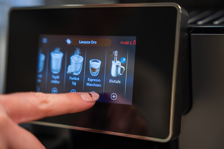 Recenze: Kávovar De'Longhi PrimaDonna Soul - dokonale připravená káva Kávovar_DeLonghi_PrimaDonna_Soul