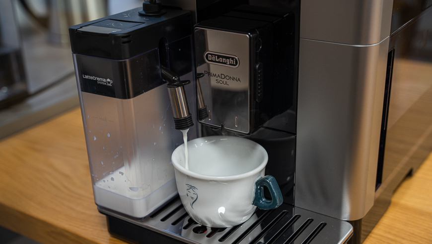 Recenze: Kávovar De'Longhi PrimaDonna Soul - dokonale připravená káva Kávovar_DeLonghi_PrimaDonna_Soul