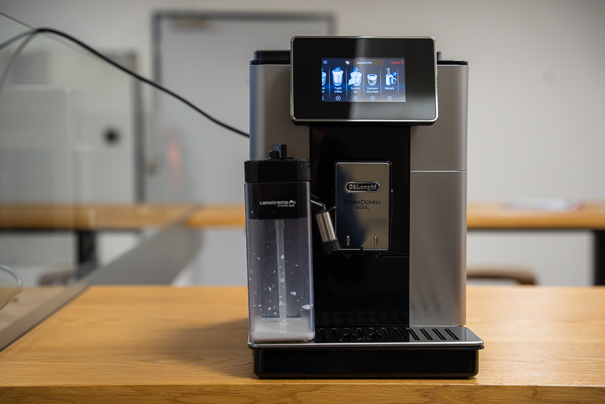 Recenze: Kávovar De'Longhi PrimaDonna Soul - dokonale připravená káva Kávovar_DeLonghi_PrimaDonna_Soul