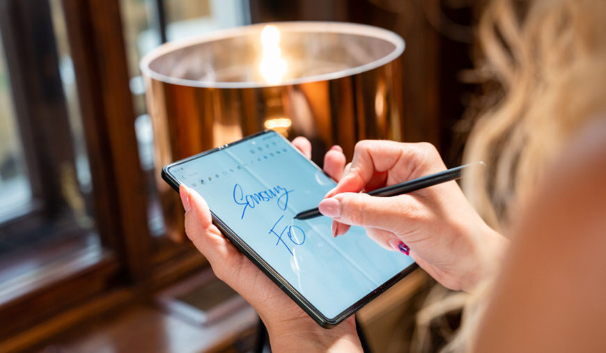 Proč si koupit telefon Samsung Galaxy? Samsung Galaxy Z Fold3