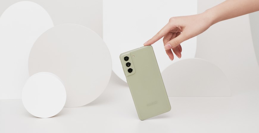 Galaxy S21 FE 5G: Samsung znovu vyslechl své fanoušky Galaxy S21 FE 5G