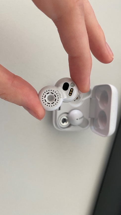Recenze: Sony LinkBuds – skutečně bezdrátová sluchátka ve tvaru donutu Sluchátka Sony LinkBuds