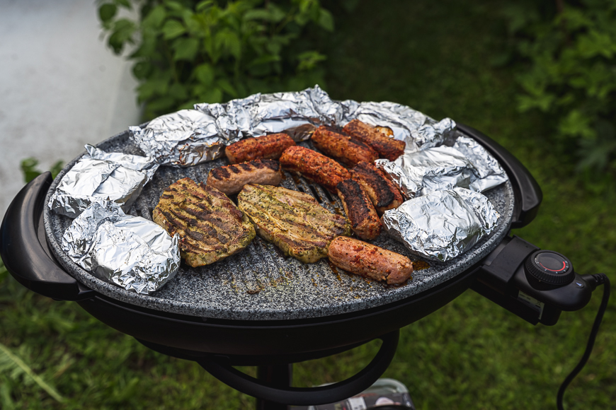 Recenze: Gril Guzzanti GZ 350 připraví grilovačku raz dva Gril Guzzanti GZ 350