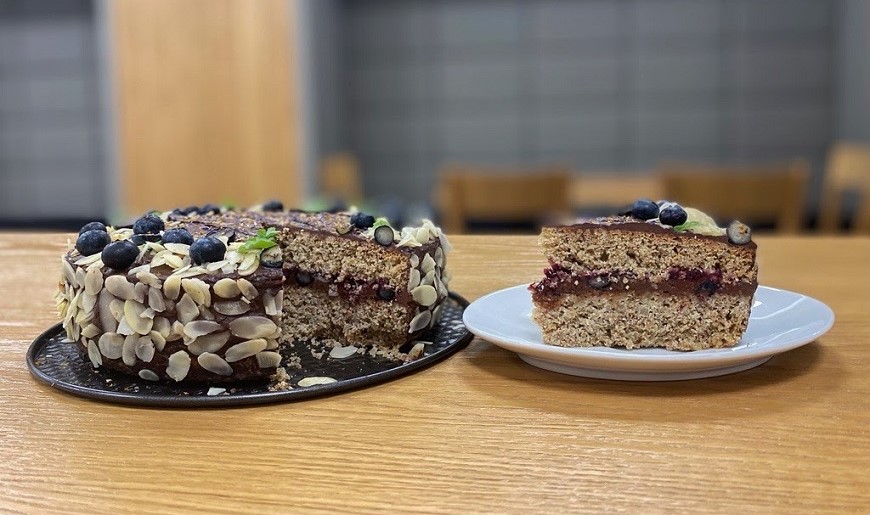 Recept na narozeninový ořechový dort bez laktózy Ořechový dort