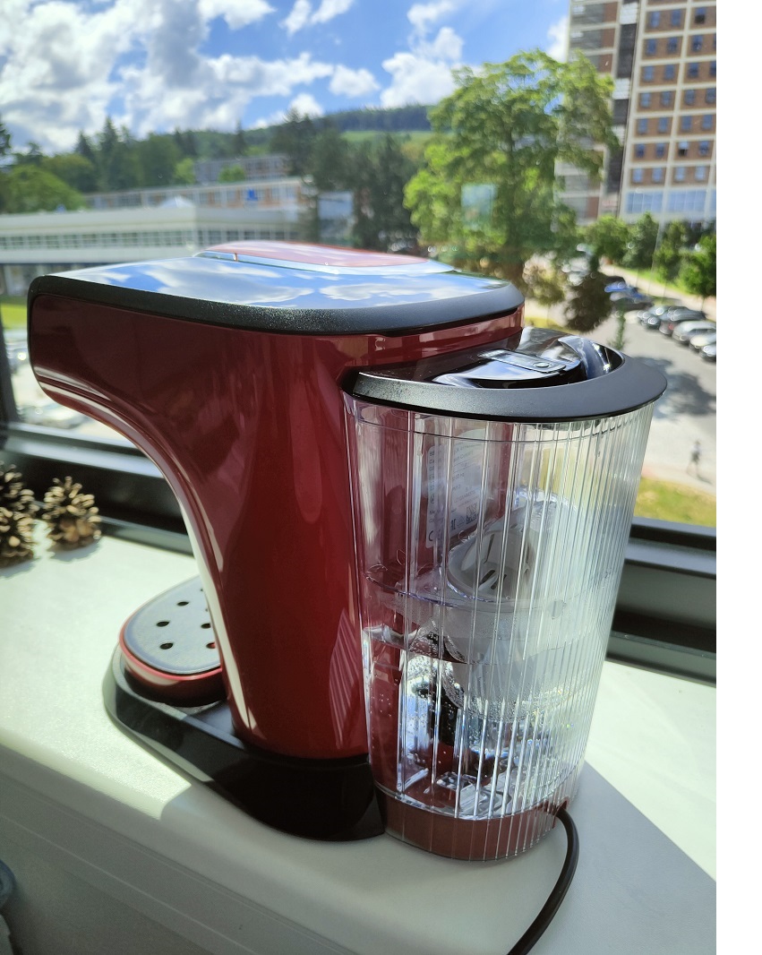 Tassimo-nadrz-na-vodu