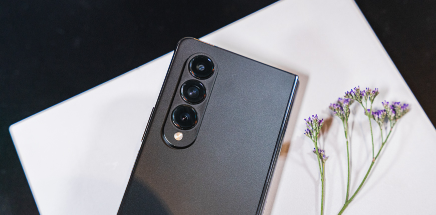 Je to venku! Samsung Galaxy Z Flip4, Z Fold4 a další super novinky odhaleny Samsung Galaxy Z Flip4