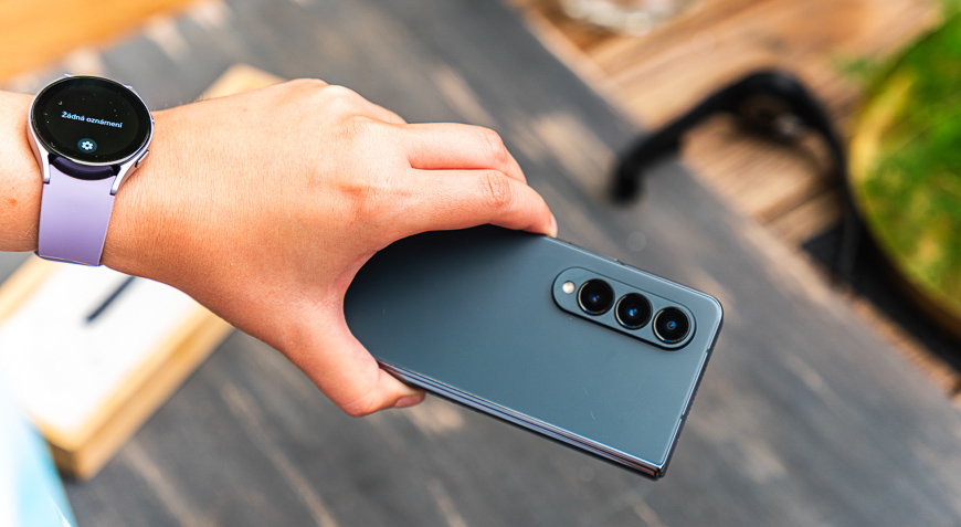 Je to venku! Samsung Galaxy Z Flip4, Z Fold4 a další super novinky odhaleny Samsung Galaxy Z Flip4