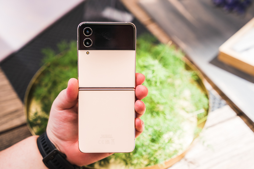 Je to venku! Samsung Galaxy Z Flip4, Z Fold4 a další super novinky odhaleny Samsung Galaxy Z Flip4