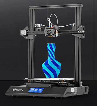 3D tiskárna Creality CR-X Pro vytváří modrou vázu
