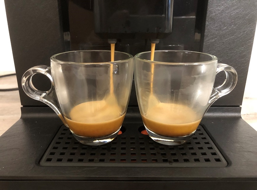Recenze: Kávovar Espresso KRUPS Evidence Eco EA897B10 – Káva se silou Quattro Force KRUPS EVIDENCE ECO EA897B10