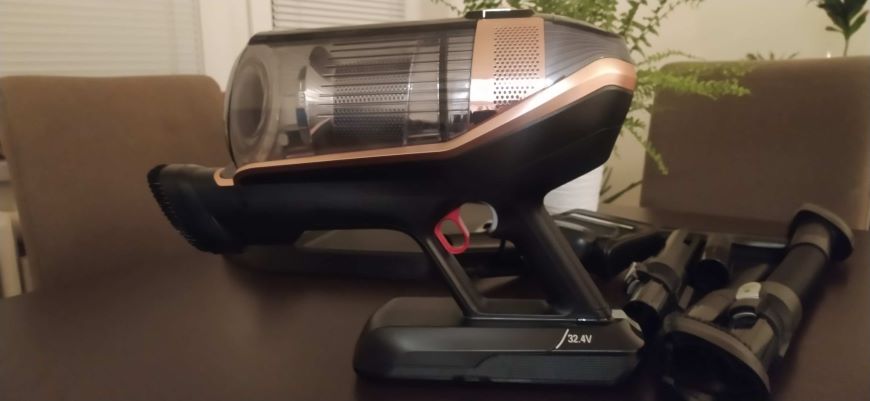 Recenze: Jak si vedl nejvýkonnější tyčák Rowenta RH99F1WO Versatile X-Force Flex 15.60 Animal v praxi? Rowenta RH99F1WO Versatile X-Force Flex 15.60 Animal