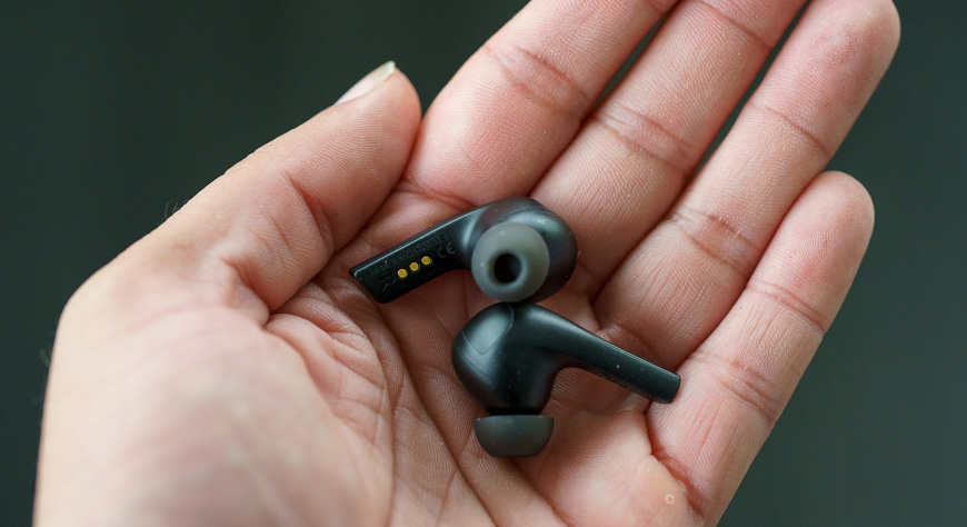 Recenze: Varování! Sluchátka HyperX Cloud MIX Buds rozmazlí vaše uši Sluchátka HyperX Cloud MIX Buds