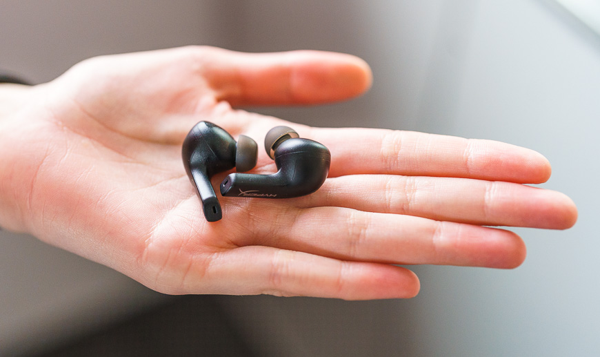 Recenze: Varování! Sluchátka HyperX Cloud MIX Buds rozmazlí vaše uši Sluchátka HyperX Cloud MIX Buds