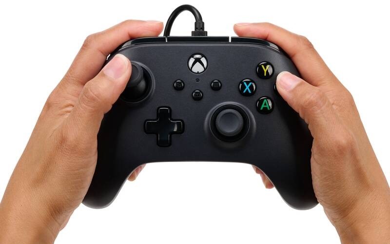 Vánoční atmosféra s prosincovými DATART novinkami je tu! Gamepad PowerA Wired