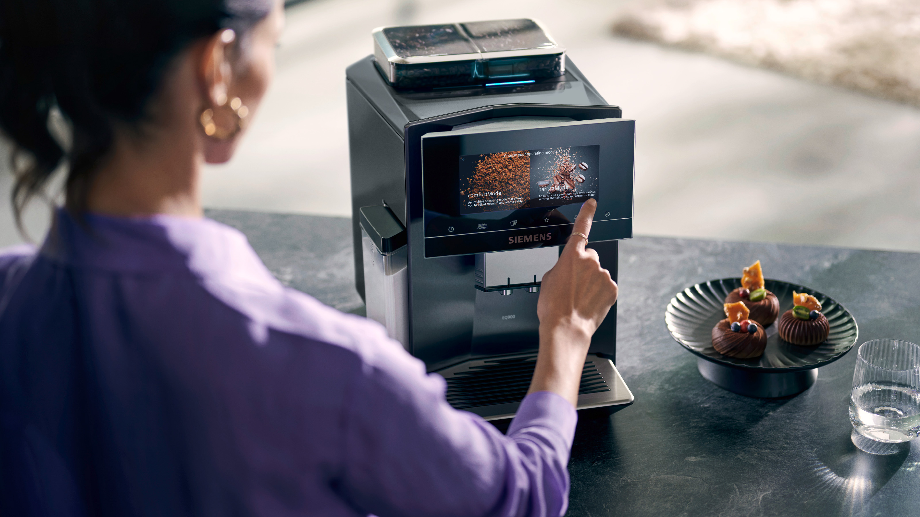 Vydejte se do světa kávy s kávovary Siemens eq900 dva zasobniky