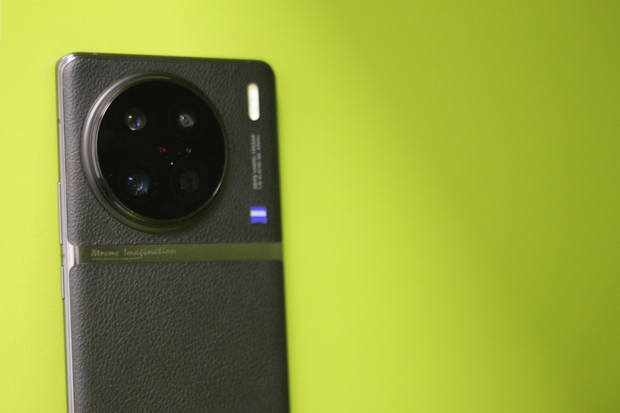 Recenze: vivo X90 Pro 5G vám ZEISStí fotky na luxusní úrovni vivo X90 Pro 5G