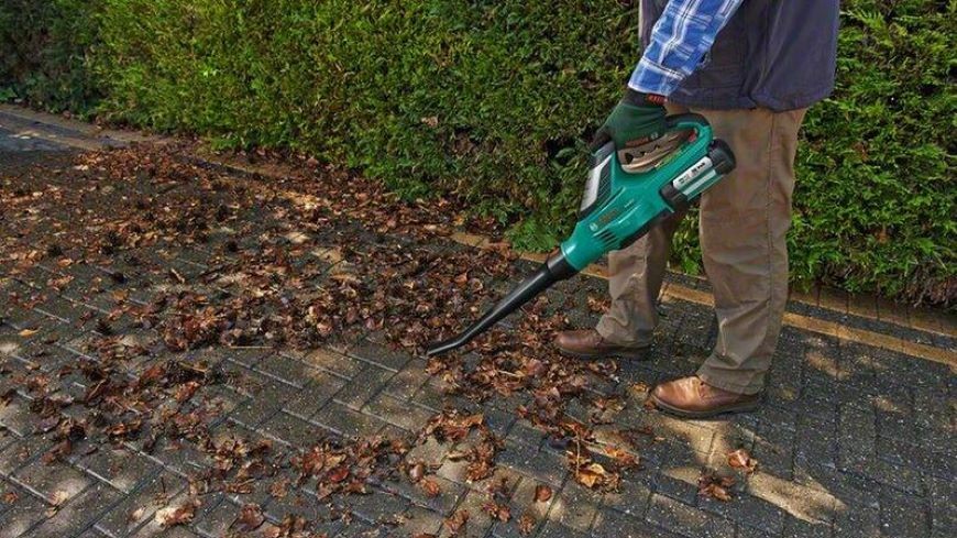 Představení AKU programů značek Bosch, Extol, Makita a dalších Představení AKU programů