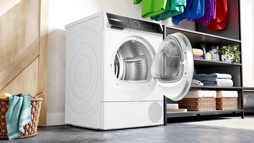 Otevrena susicka Bosch Serie 8 v koupelne