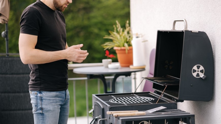 Jak vyčistit gril? Jak vyčistit gril; rozpálení grilu