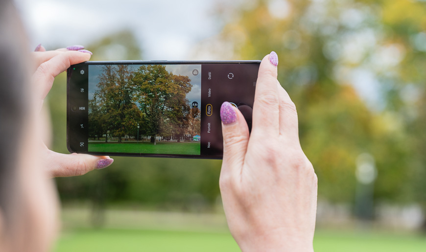 Recenze: Velkorysá nadílka paměti - vivo Y36 vivo y36