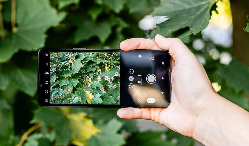 Recenze: Sony Xperia 10 V - Displej jako z televize, zvuk jako z reprobeden Recenze Sony Xperia 10 V