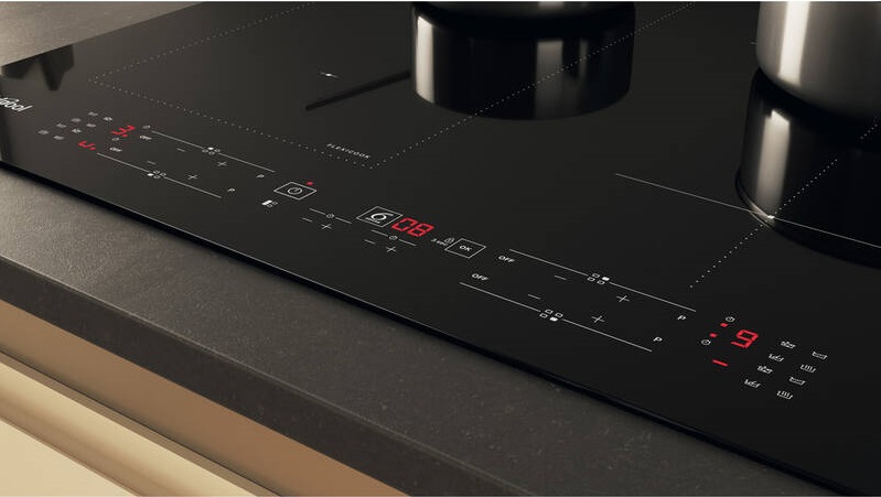 Voda je zázrak! Lesk jako blesk zajistí exkluzivním indukčním deskám Whirlpool jen pár kapek vody Ovládací panel indukční varné desky Whirlpool CleanProtect