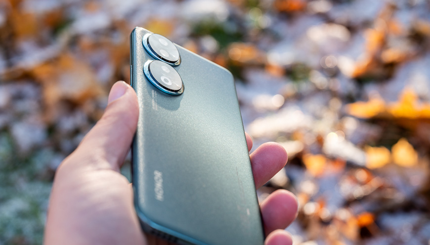 Recenze: HONOR 90 zaujme zaobleným designem i 200Mpx foťákem HONOR 90