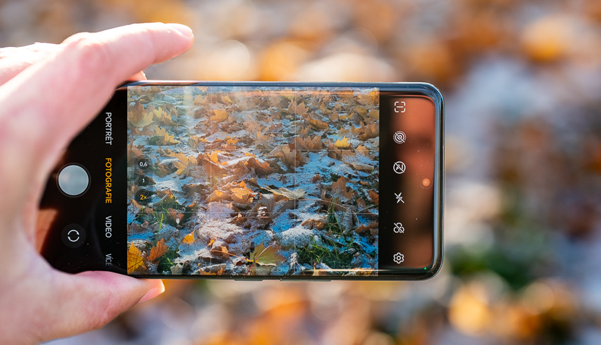 Recenze: HONOR 90 zaujme zaobleným designem i 200Mpx foťákem HONOR 90
