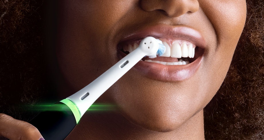 Jak si správně čistit zuby s elektrickým kartáčkem Oral-B iO? Jak si správně čistit zuby s elektrickým zubním kartáčkem iO