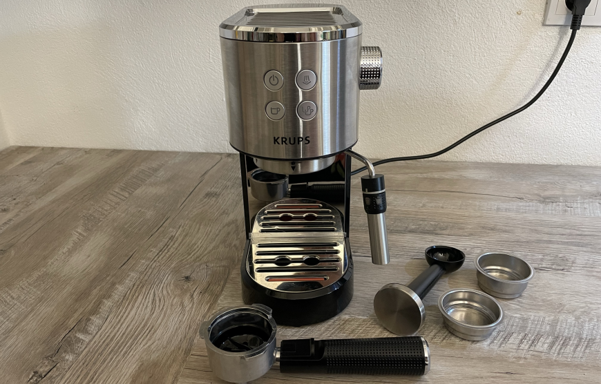 Recenze: Kávovar KRUPS XP444C10 Virtuoso+. Mistr barista nebo začátečník? KRUPS XP444C10 Virtuoso+