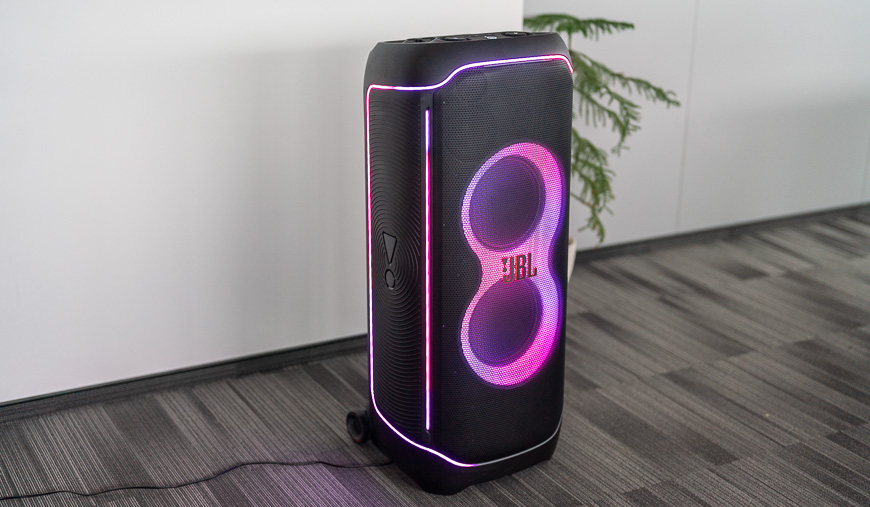 Recenze: JBL PartyBox Ultimate - dopřejte si ultimátní hudební zážitky JBL Bass Boost