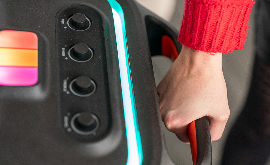 Recenze: JBL PartyBox Ultimate - dopřejte si ultimátní hudební zážitky Reproduktor Jbl PartyBox