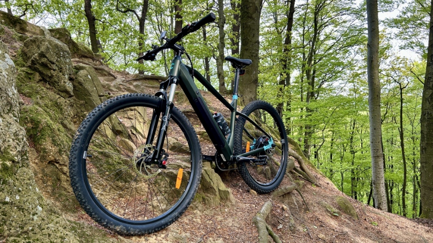 Recenze elektrokola Canull MAOT+ HD over 630 green: Vezměte za kliku a vjeďte do světa elektromobility