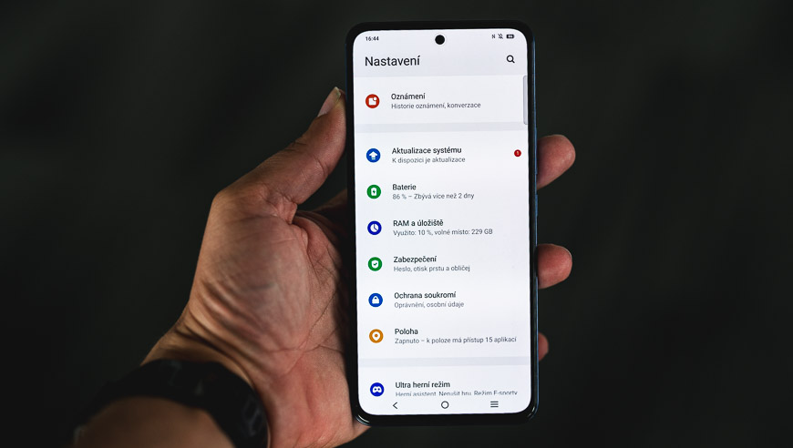 Recenze: Vivo V40 SE – Skvělý smartphone, který zaujme nejen vzhledem vivo v40 se
