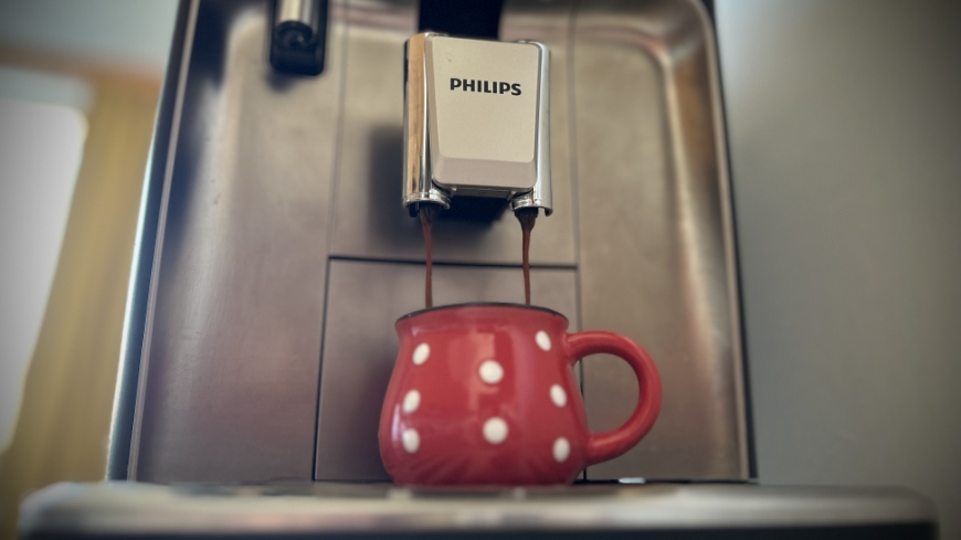 Recenze kávovaru Espresso Philips Series 5500 LatteGo: Pozvánka na kávu, která se neodmítá