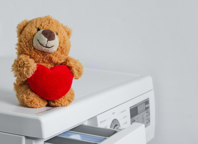 pracka whirlpool freshcare+ medvídek láska praní srdíčko