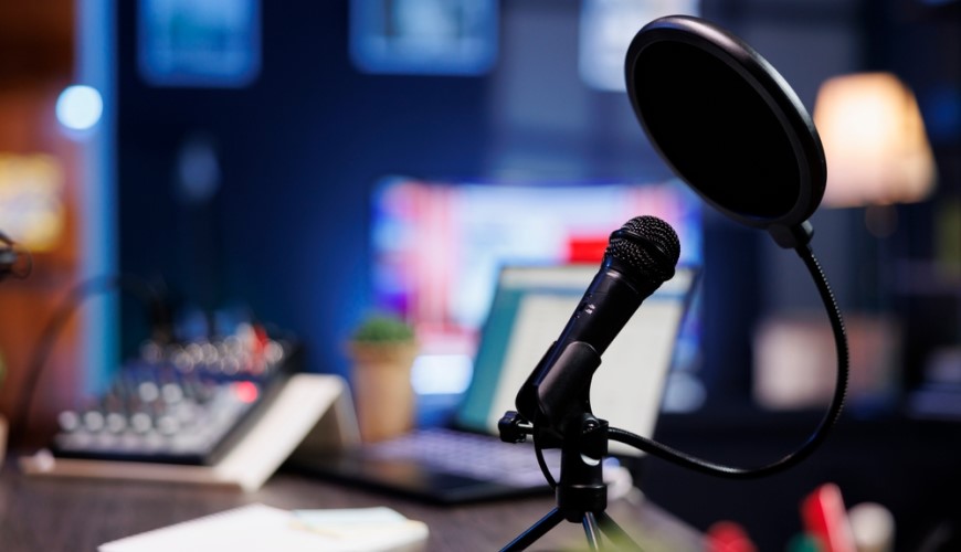 Nejlepší podcasty, které si nesmíte nechat ujít: Pusťte si je do sluchátek Podcast